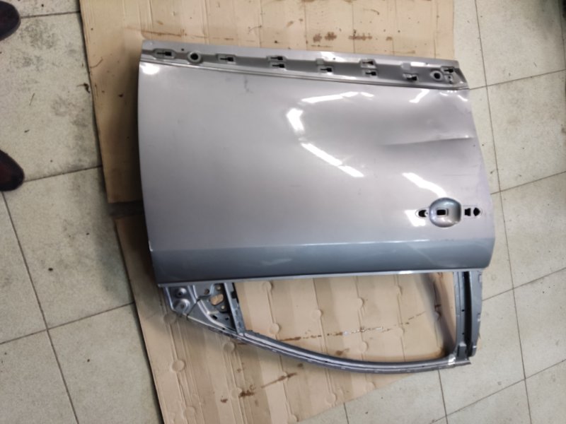 Дверь передняя правая Renault Megane 3