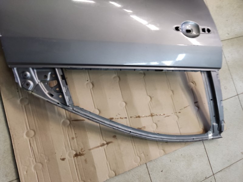Дверь передняя правая Renault Megane 3