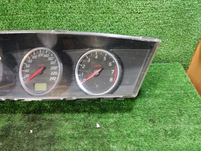 Панель приборов Nissan Primera P12