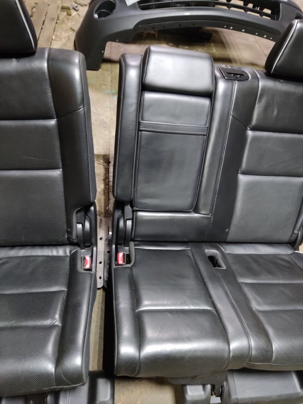 Задние сидения Jeep Grand Cherokee 2012 WK2