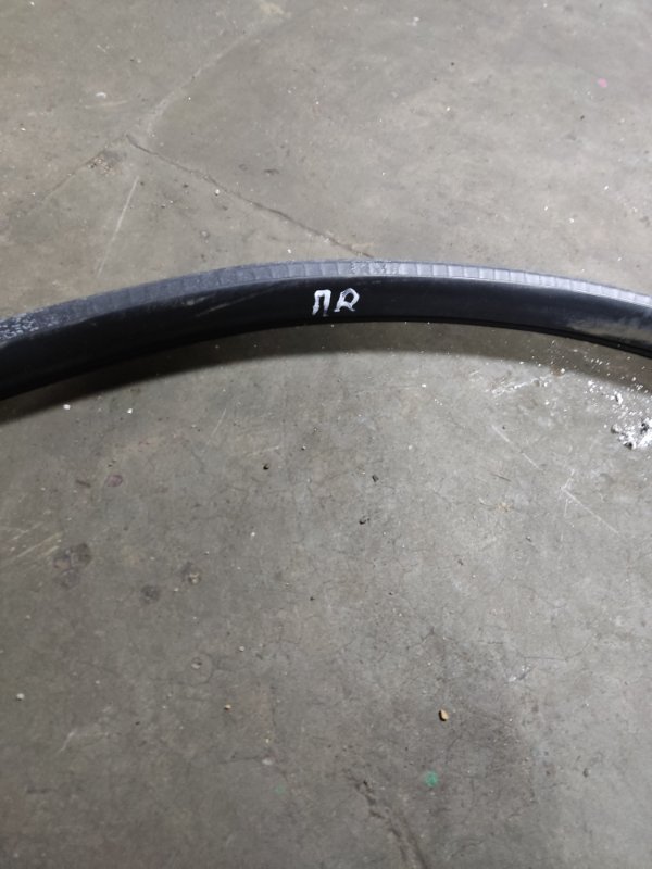 Уплотнитель дверного проема Jeep Grand Cherokee 2012 WK2