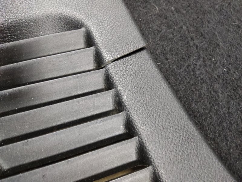 Обшивка багажника Jeep Grand Cherokee 2012 WK2