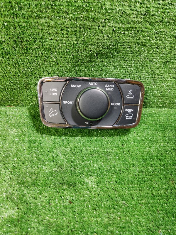 Блок управления полным приводом Jeep Grand Cherokee 2012 WK2