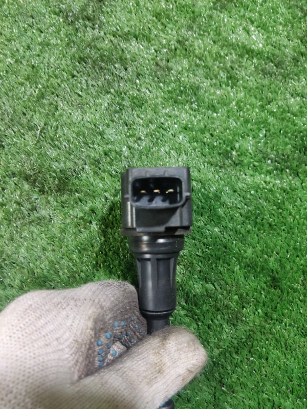 Катушка зажигания Nissan Tiida C11