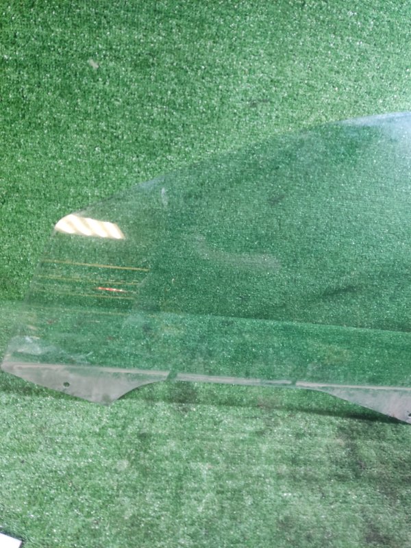 Стекло двери Peugeot 206 2008