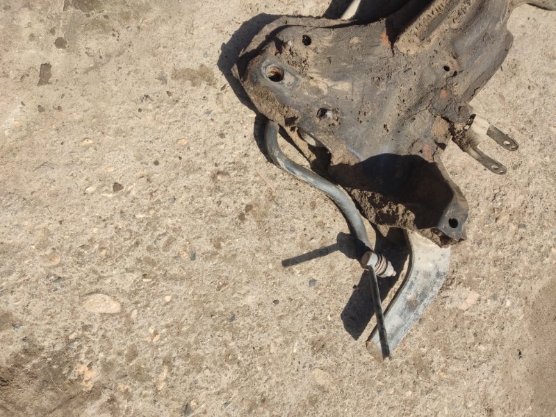 Подрамник Peugeot 206 2008