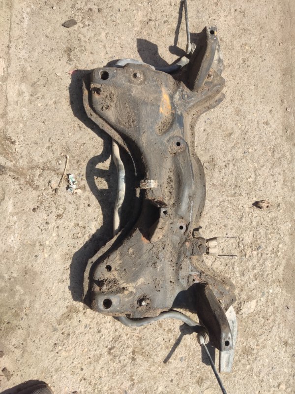 Подрамник Peugeot 206 2008