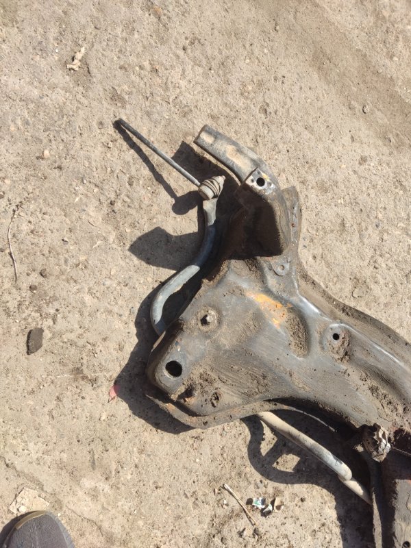 Подрамник Peugeot 206 2008