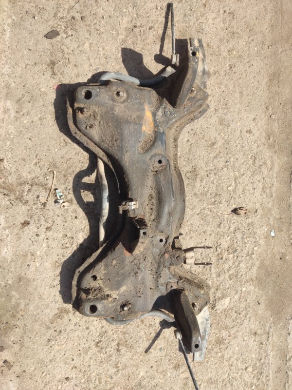 Подрамник Peugeot 206 2008