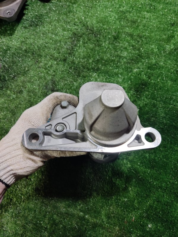 Стартер Nissan X-Trail T31