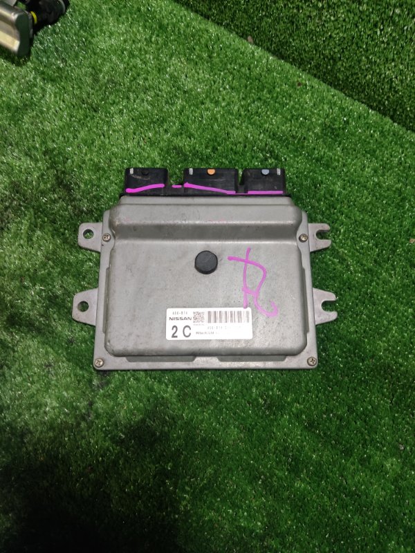 Блок управления двигателем Nissan Bluebird Sylphy