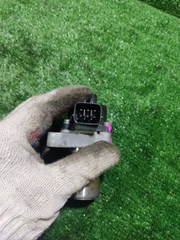 Клапан EGR Nissan Bluebird Sylphy