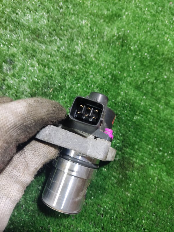 Клапан EGR Nissan Bluebird Sylphy