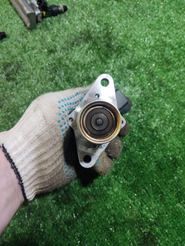 Клапан EGR Nissan Bluebird Sylphy