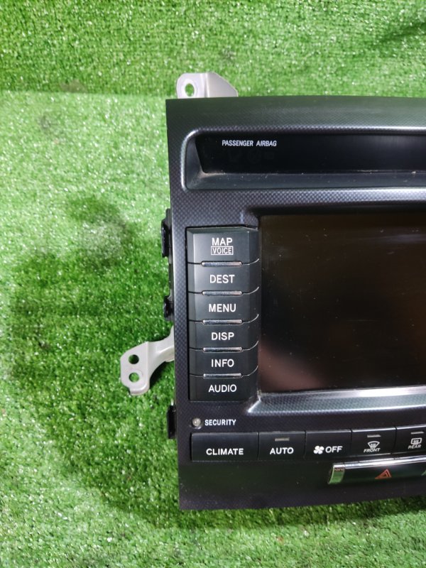 Монитор Toyota Land Cruiser 2008 200