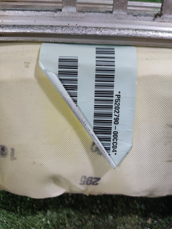 Подушка безопасности в торпеду Mazda Premacy 2000 CP