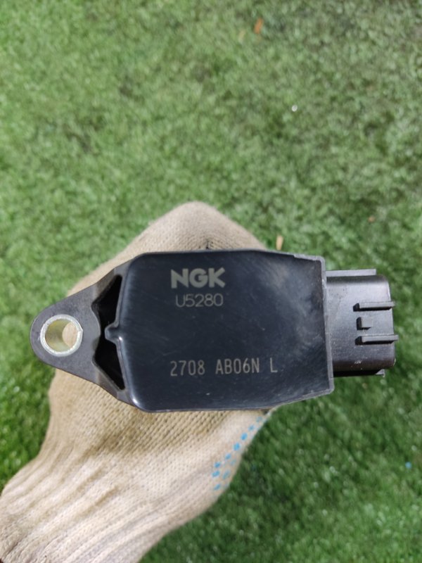 Катушка зажигания Nissan Tiida C11