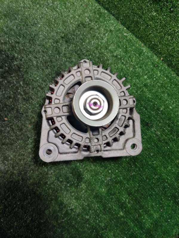 Генератор Nissan Tiida C11