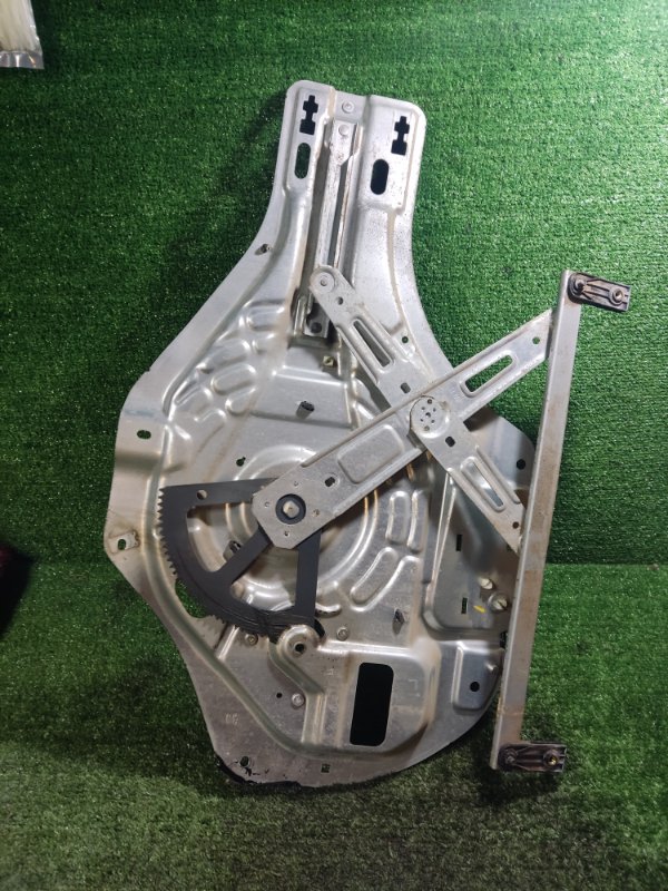 Стеклоподъемник Hyundai Tucson 2008 JМ