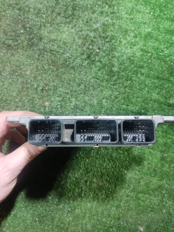 Блок управления двигателем Nissan Bluebird Sylphy