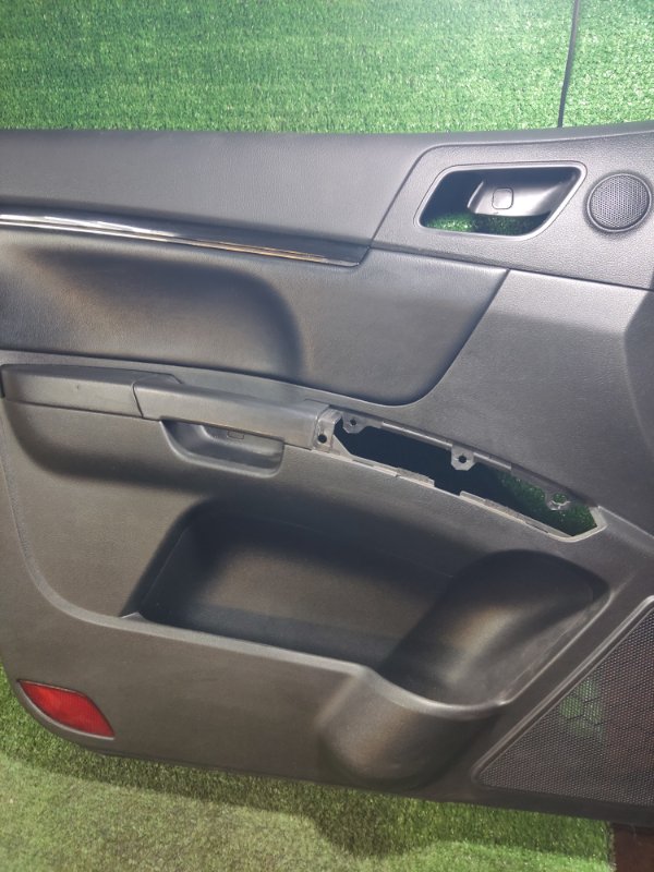 Обшивка двери Geely Emgrand EC7 2014 FE-1