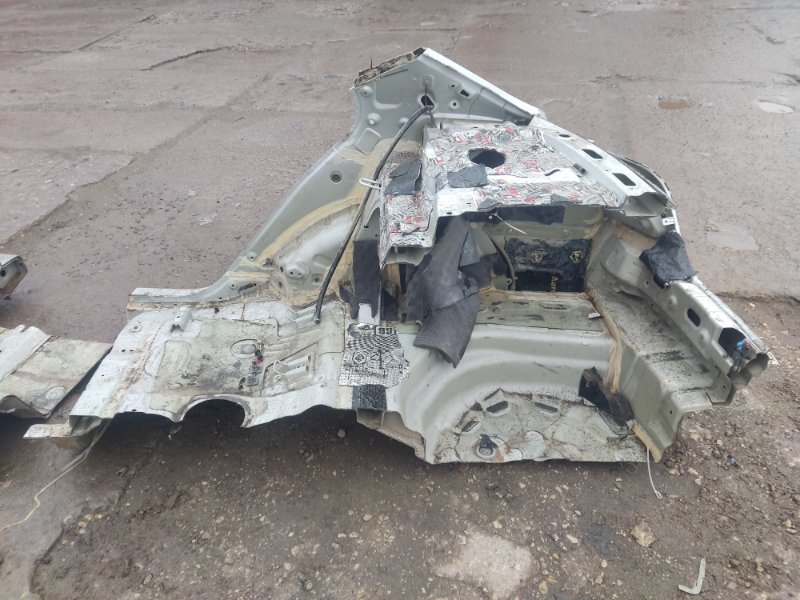 Крыло заднее правое Geely Emgrand EC7 2014 FE-1