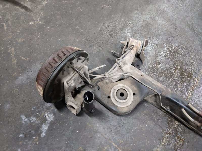 Задняя балка Nissan Almera 2013 G15