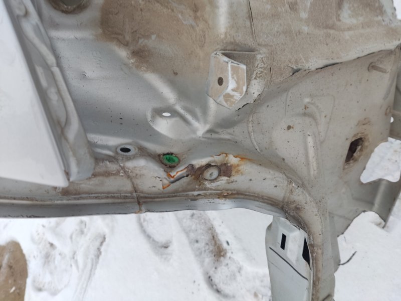 Крыло заднее правое Nissan Almera 2013 G15