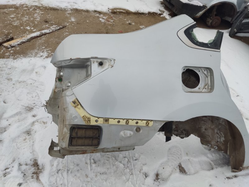 Крыло заднее правое Nissan Almera 2013 G15