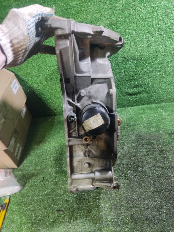 Поддон двигателя Nissan Serena C26