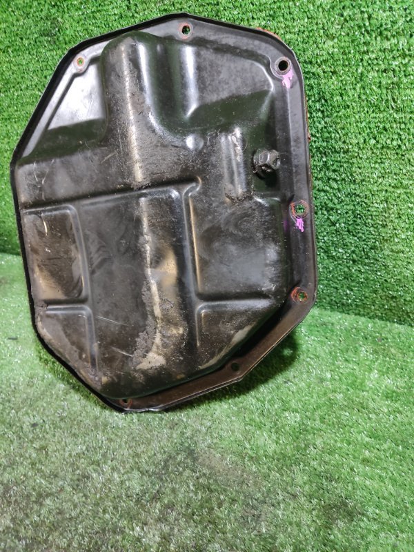 Поддон двигателя Nissan Serena C26