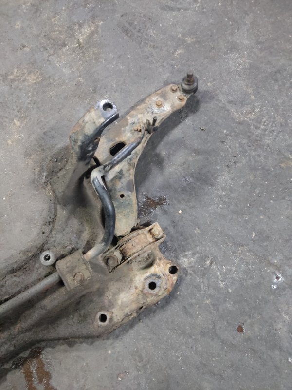 Подрамник Ford Focus 2005 1