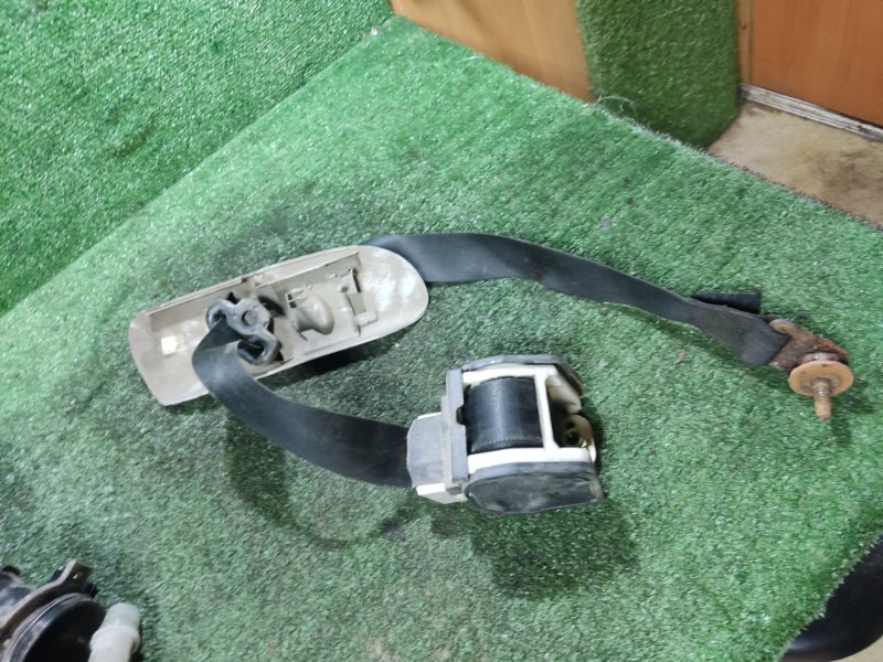 Ремень безопасности Ford Focus 2005 1