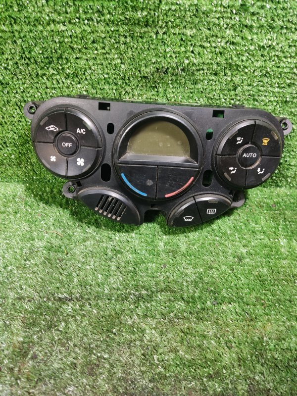 Блок управления климат-контролем Ford Focus 2005 1