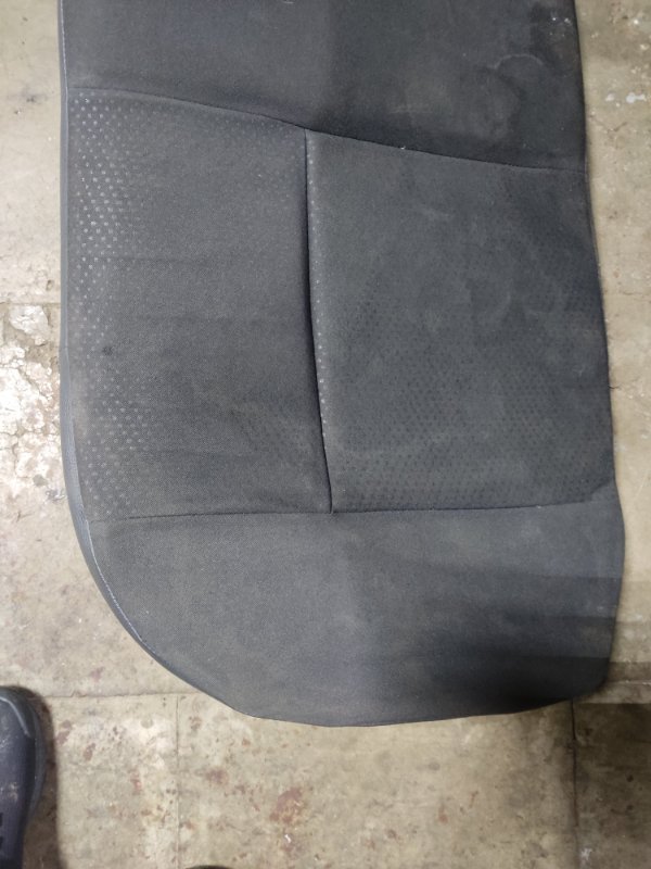 Задние сидения Nissan Almera 2013 G15