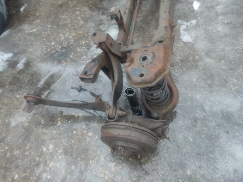 Задняя балка Ford Focus 2005 1