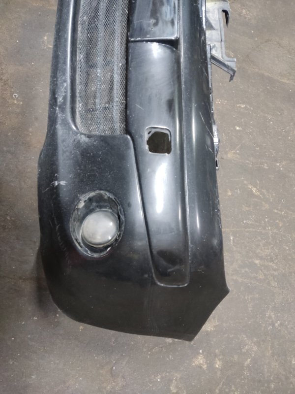 Бампер передний Nissan Note E11