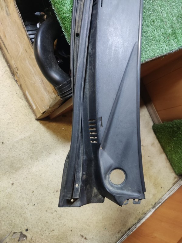 Планка под лобовое стекло Geely Emgrand EC7 2013 FE-1