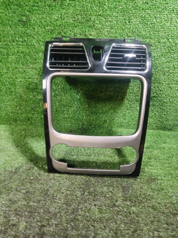 Рамка магнитолы Geely Emgrand EC7 2013 FE-1