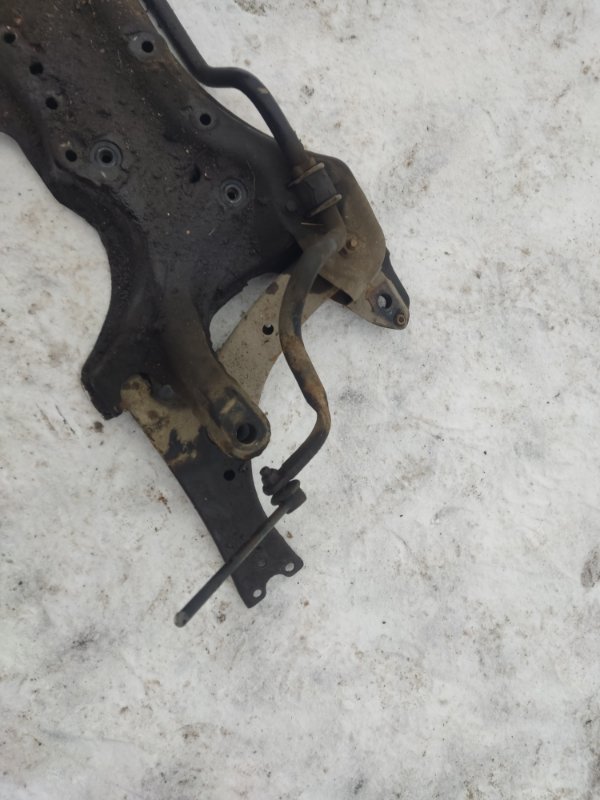 Подрамник Geely Emgrand EC7 2013 FE-1