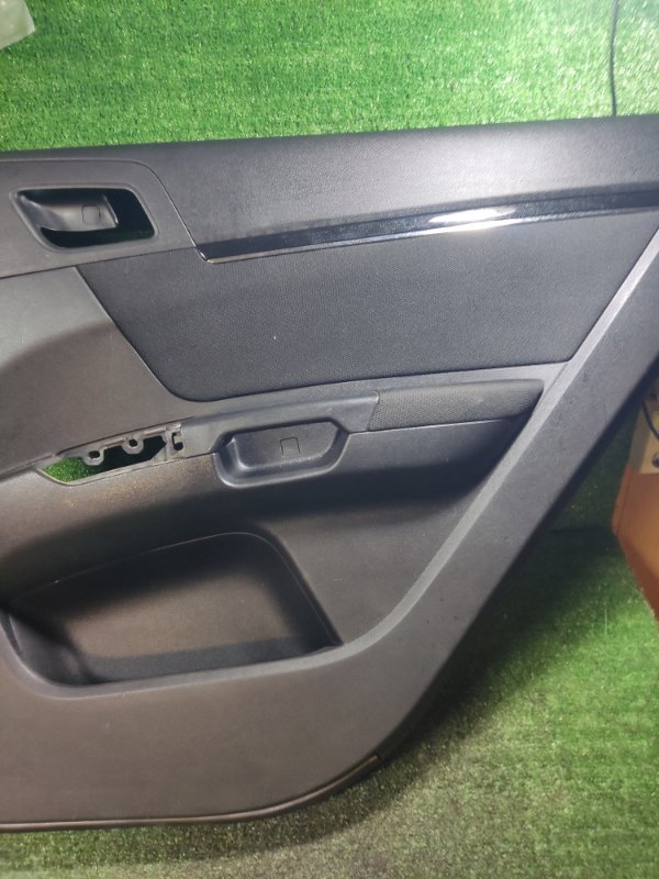 Обшивка двери Geely Emgrand EC7 2013 FE-1