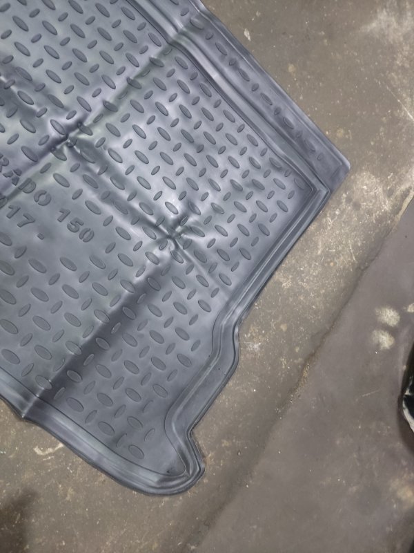 Коврик багажника Toyota Land Cruiser Prado 150