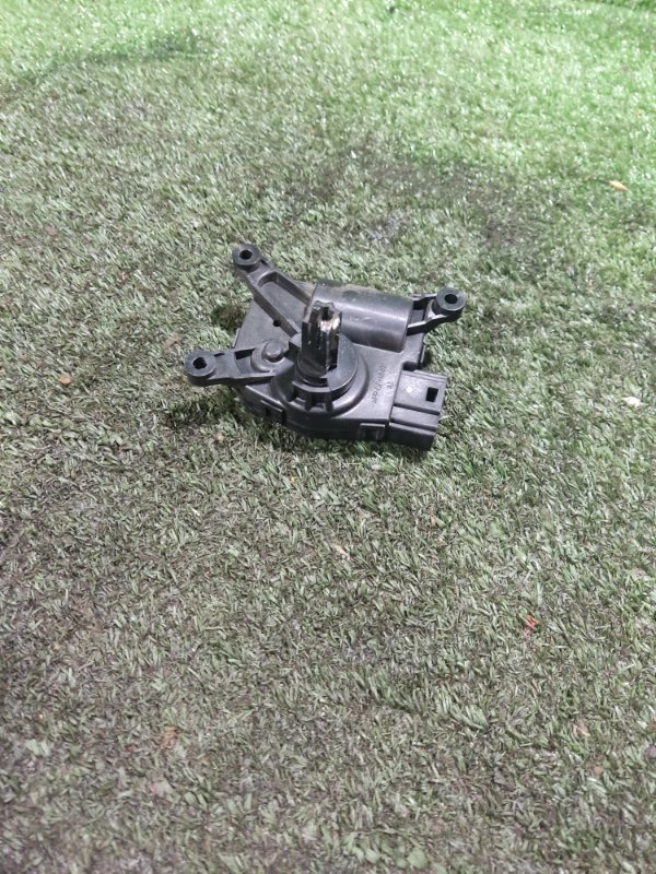 Моторчик заслонки отопителя Geely Atlas 2018 NL-3