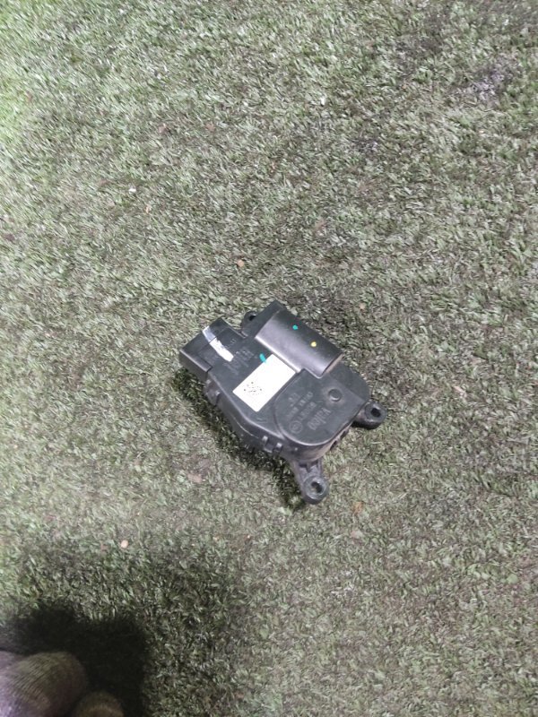 Моторчик заслонки отопителя Geely Atlas 2018 NL-3