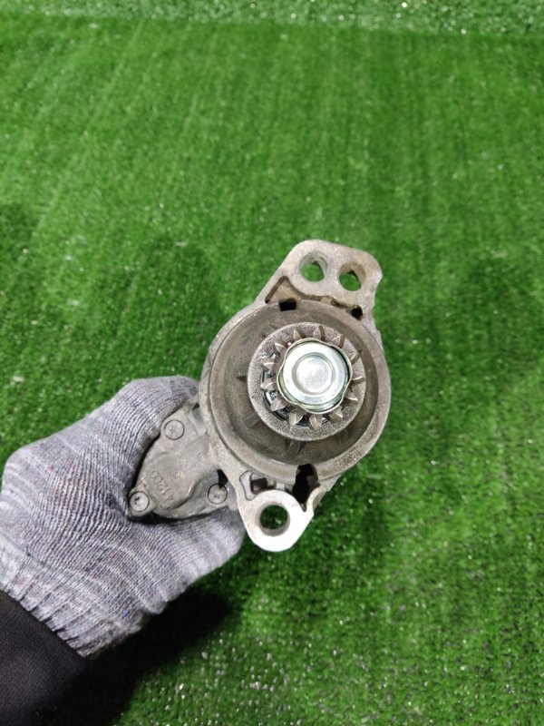 Стартер Volkswagen Polo 2018