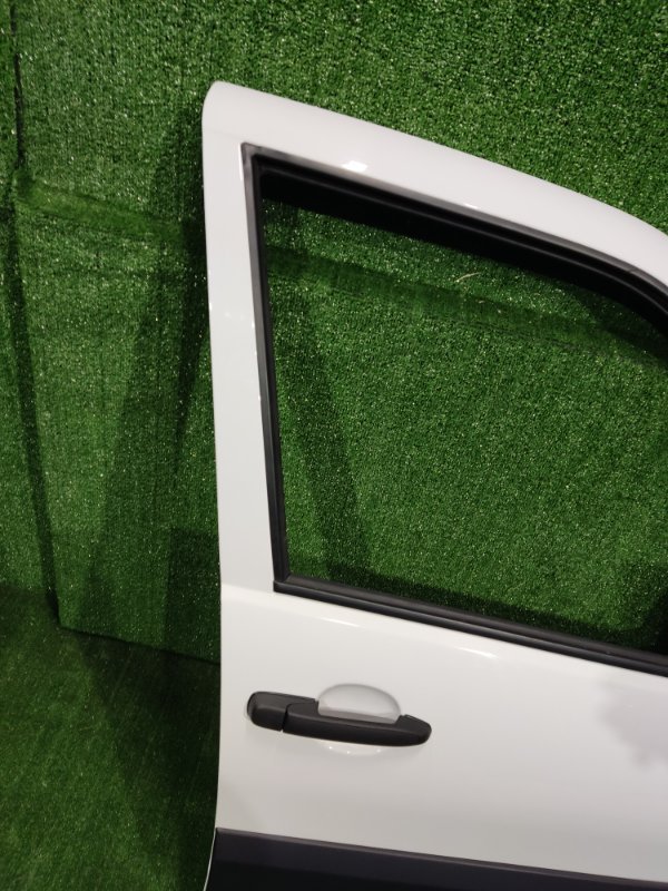 Дверь передняя правая LADA Niva 2023 Travel