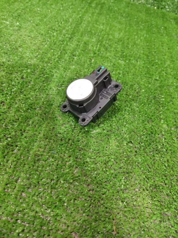 Моторчик заслонки отопителя HAVAL F7X 2022