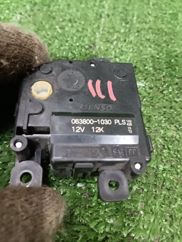 Сервопривод заслонки отопителя Toyota Land Cruiser 2008 200