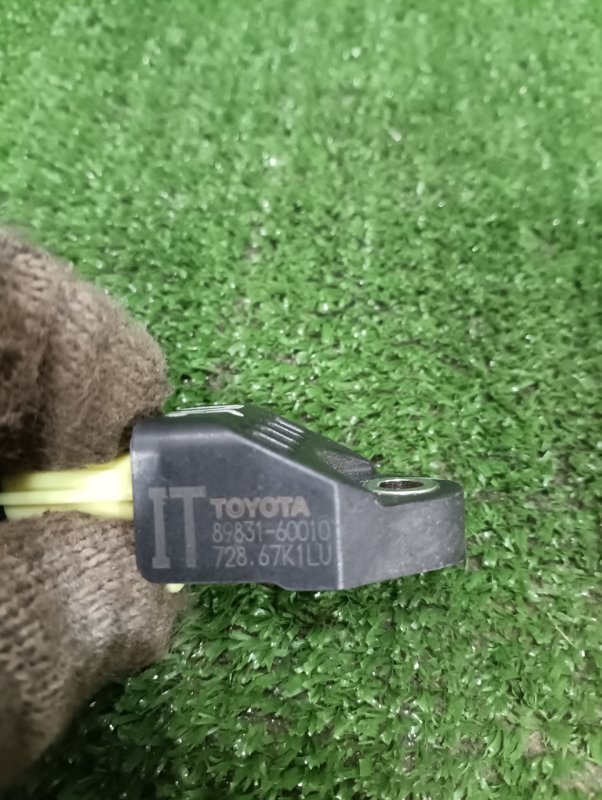 Датчик AIR BAG Toyota Land Cruiser 2008 200