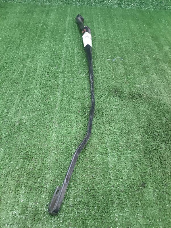 Поводок стеклоочистителя правый LADA Kalina